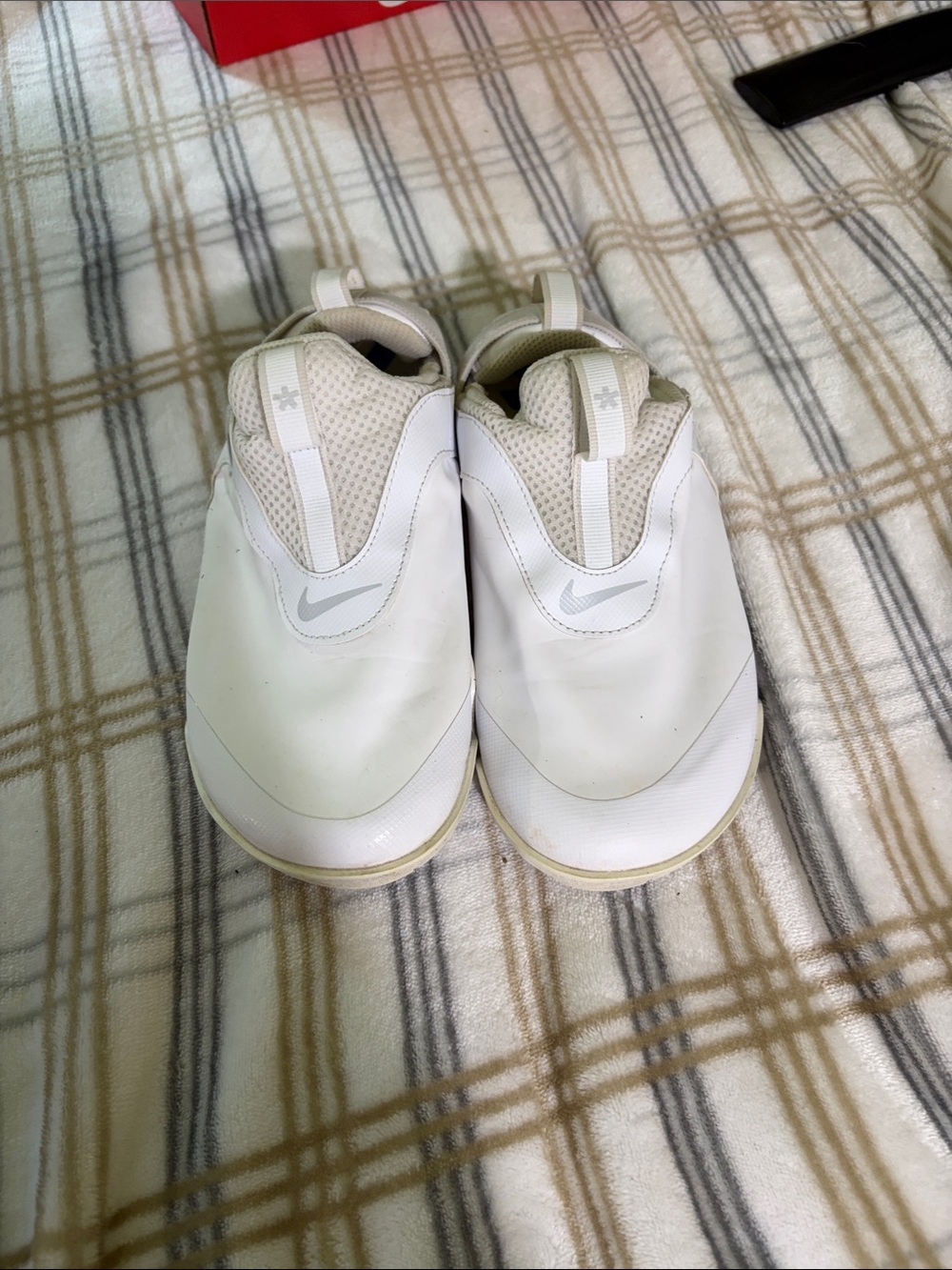 Nike White Slip-On Athletic Sneakers with Light Gray Swoosh